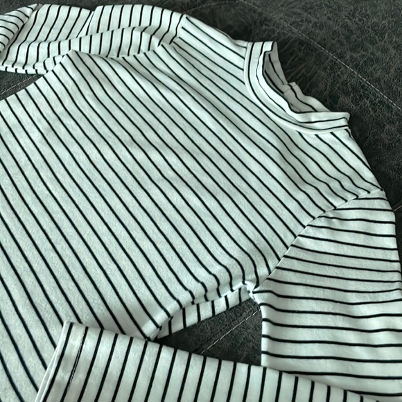 High Neck Long Sleeve Slim Fit Stretch Striped Top - Picture 6 of 9